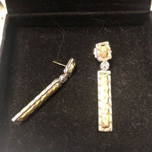 John Hardy Chandelier Earrings 22k gold and Sterling Silver